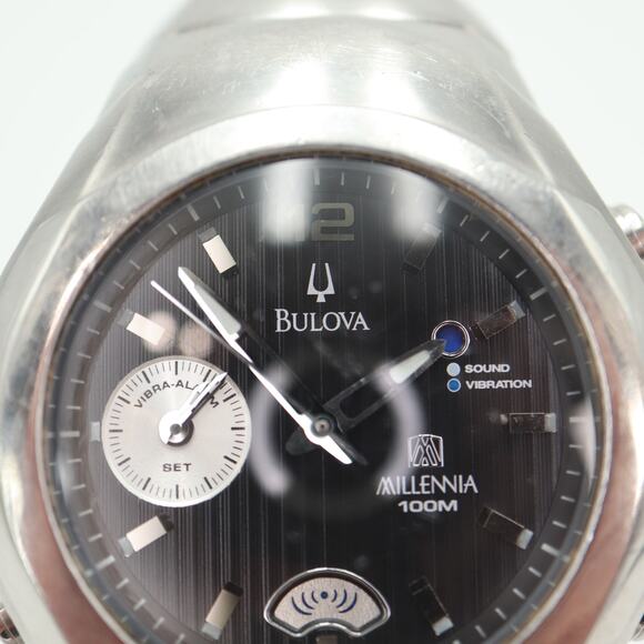 Vintage Bulova Millenia 2000s Vibra Alarm Watch 40mm Black Dial w New Battery - Picture 5 of 16